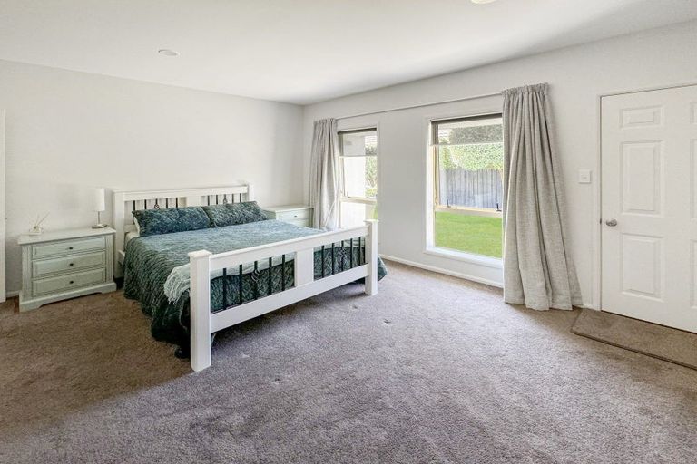 Photo of property in 14 Elmslie Grove, Halswell, Christchurch, 8025