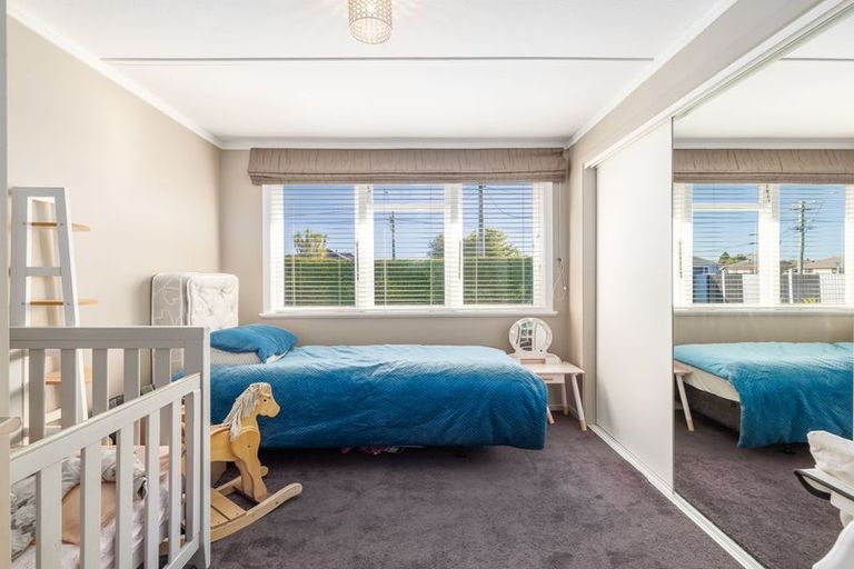 Photo of property in 103 Springs Road, Hornby, Christchurch, 8042