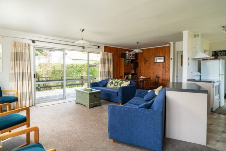 Photo of property in 34 Motuoapa Esplanade, Motuoapa, Turangi, 3382