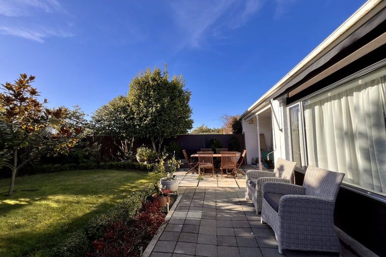 Photo of property in 2/39 Grahams Road, Ilam, Christchurch, 8041