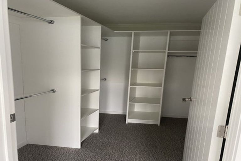 Photo of property in 2a Weber Place, Roslyn, Palmerston North, 4414