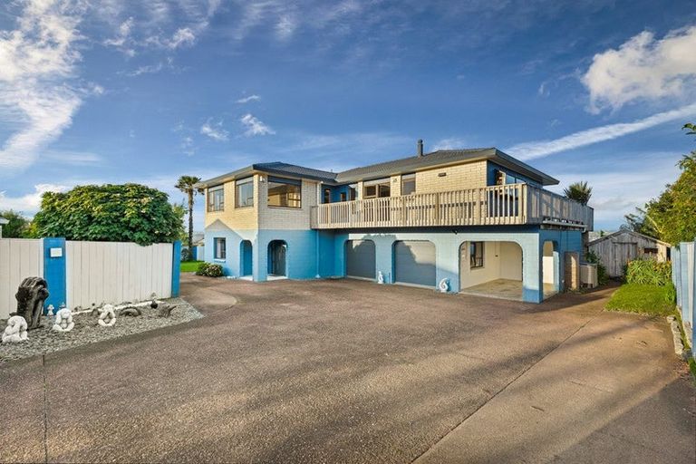 Photo of property in 8 Limeburners Close, Hobsonville, Auckland, 0618