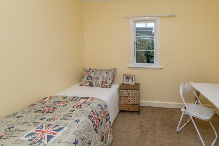 Photo of property in 44 Windermere Road, Papanui, Christchurch, 8053