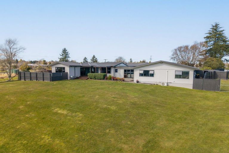 Photo of property in 92 Baird Road, Tokoroa, 3491