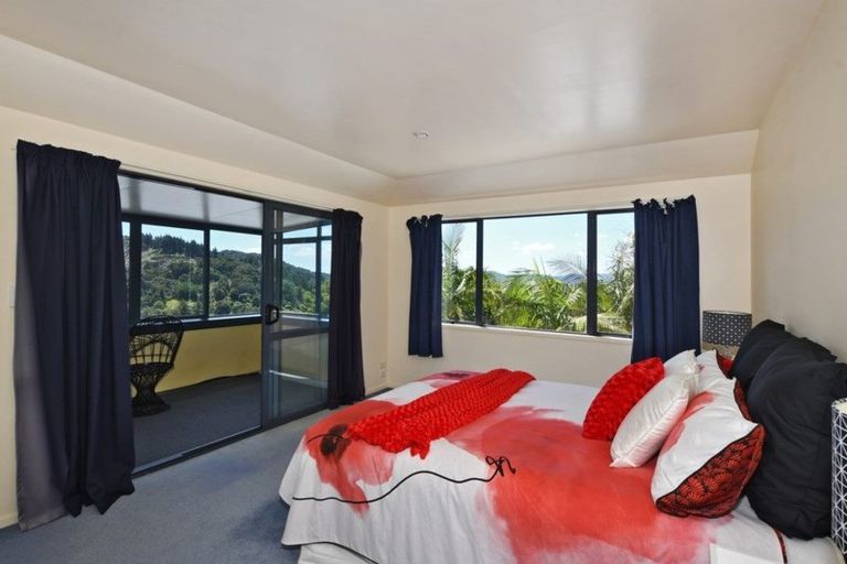 Photo of property in 92 Ngahere Drive, Horahora, Whangarei, 0110