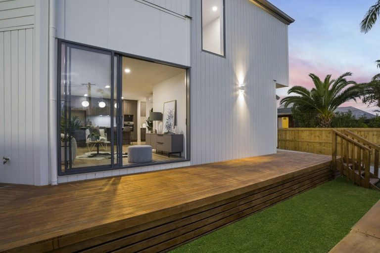 Photo of property in 168 Nile Road, Milford, Auckland, 0620