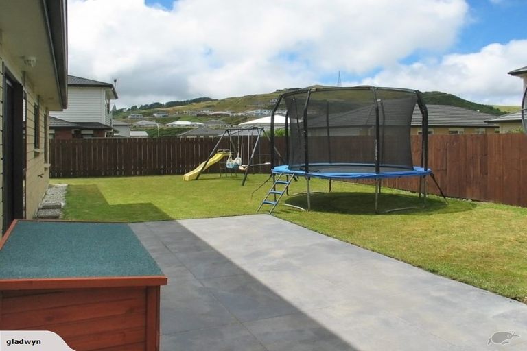 Photo of property in 238 Mark Avenue, Grenada Village, Wellington, 6037