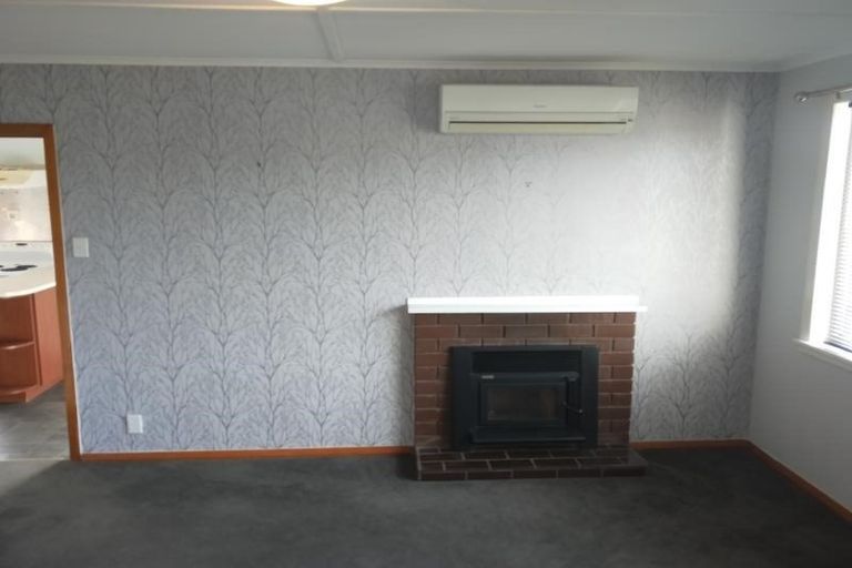 Photo of property in 19 Pembroke Street, Highbury, Palmerston North, 4412