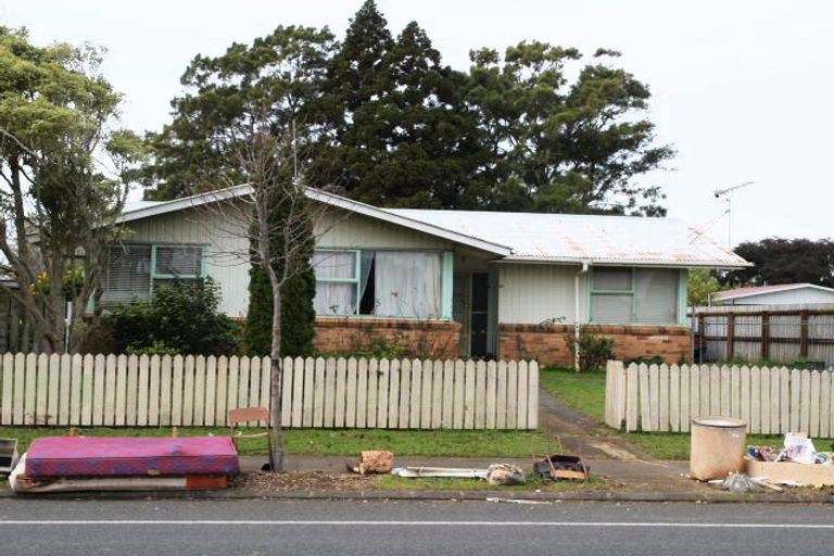 Photo of property in 28 Harania Avenue, Favona, Auckland, 2024