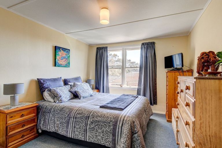 Photo of property in 12 Gear Terrace, Ranui, Porirua, 5024
