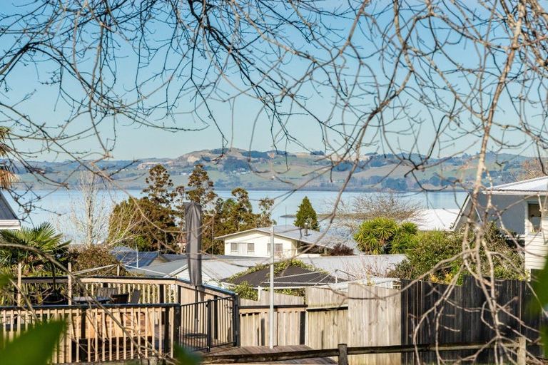Photo of property in 5 Montague Place, Onerahi, Whangarei, 0110