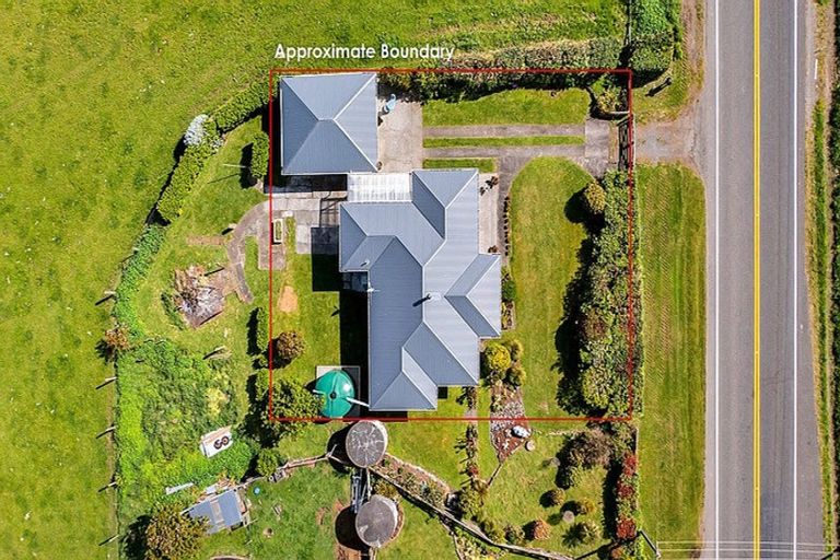 Photo of property in 5523 South Road, Rahotu, Opunake, 4681