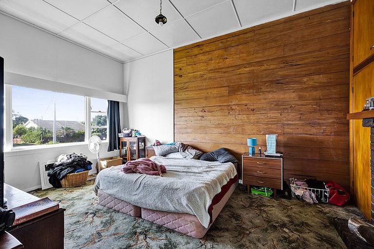 Photo of property in 6 Lincoln Street, Patea, 4520