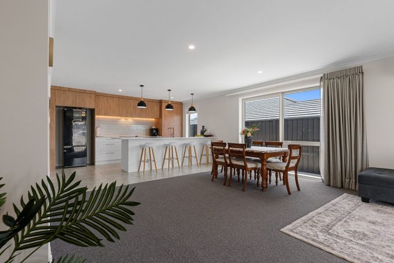 Photo of property in 4 Ash Lane, Omokoroa, 3114