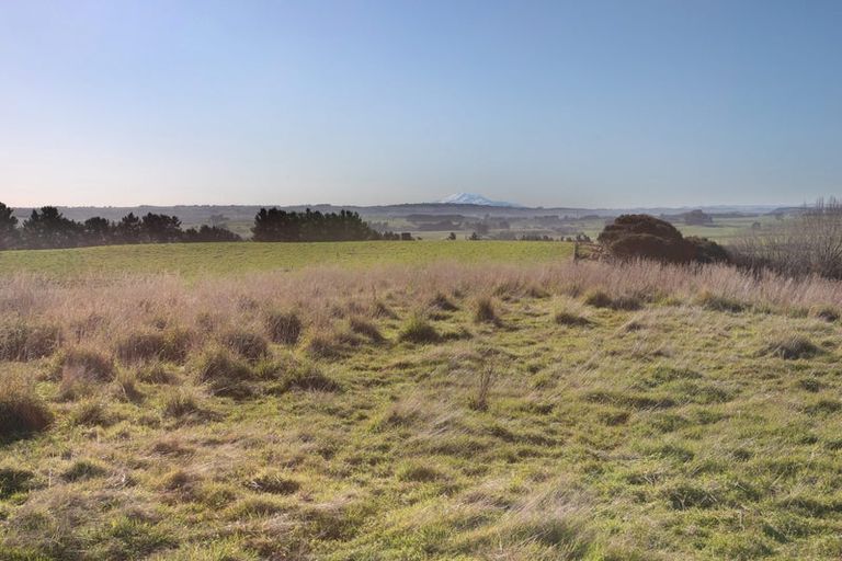 Photo of property in 84b View Road, Halcombe, 4779