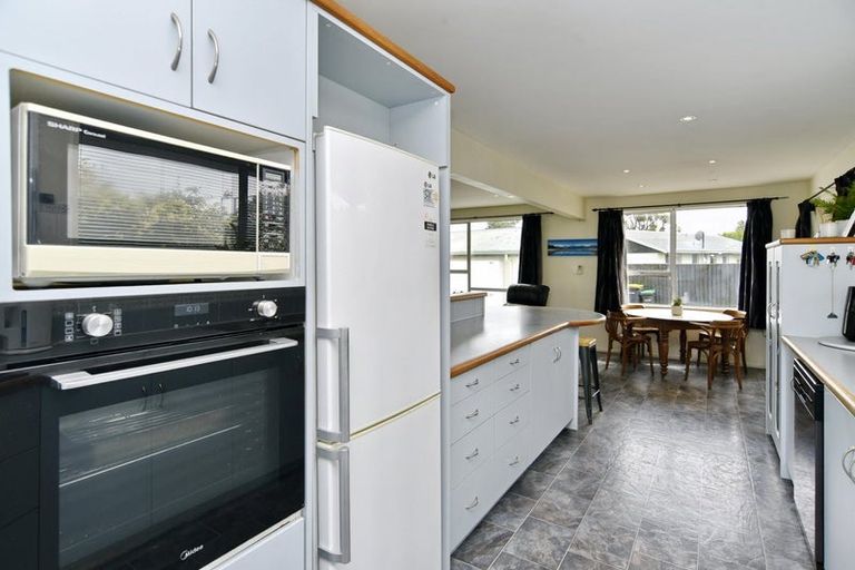 Photo of property in 14a Thompsons Road, Belfast, Christchurch, 8051