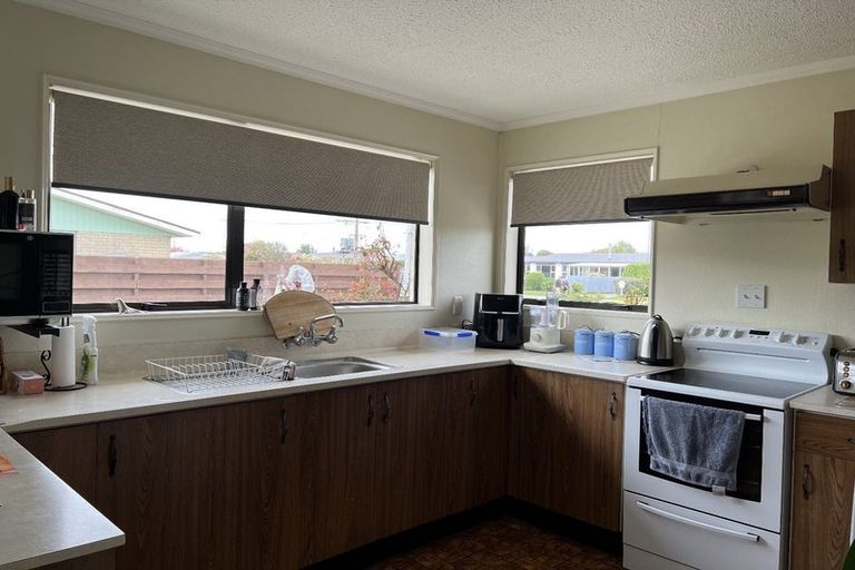 Photo of property in 26 West Plains Road, Waikiwi, Invercargill, 9810