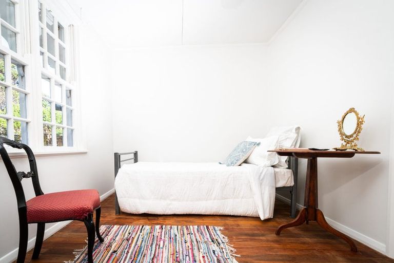 Photo of property in 134 Wellington Road, Paekakariki, 5034