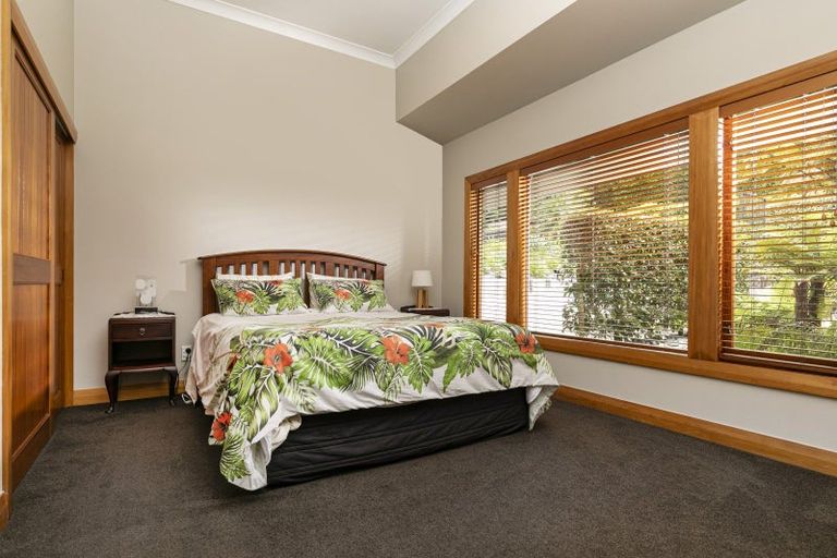 Photo of property in 174 Upper Harbour Drive, Greenhithe, Auckland, 0632