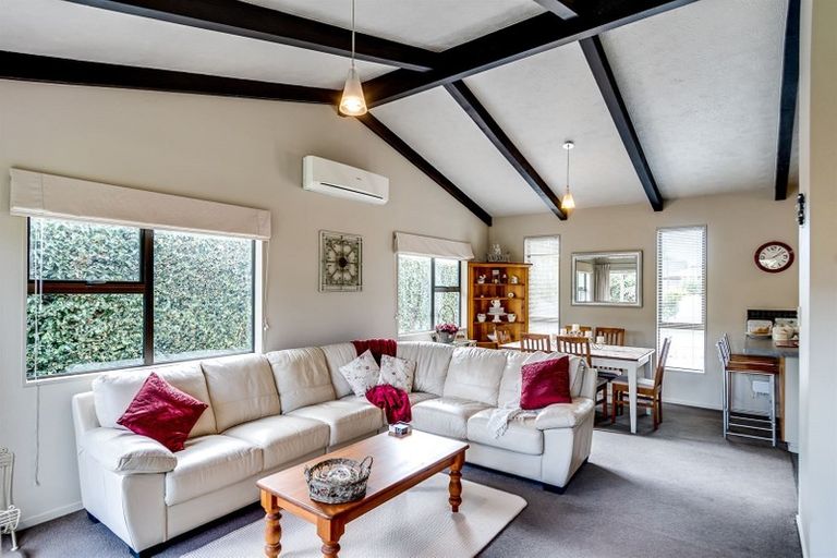 Photo of property in 42c Auckland Road, Greenmeadows, Napier, 4112