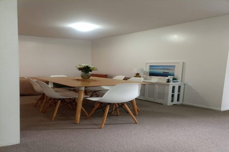 Photo of property in 75 Mountbatten Avenue, Hillcrest, Auckland, 0627