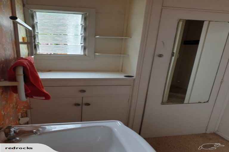 Photo of property in 6 Childers Terrace, Kilbirnie, Wellington, 6022