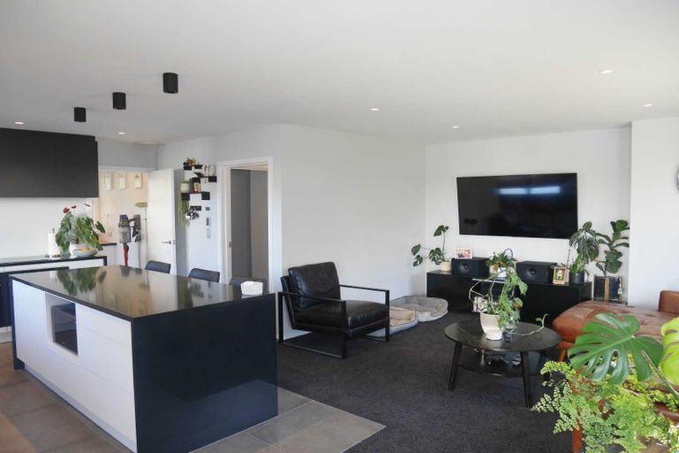 Photo of property in 10 Kellys Road, Mairehau, Christchurch, 8052