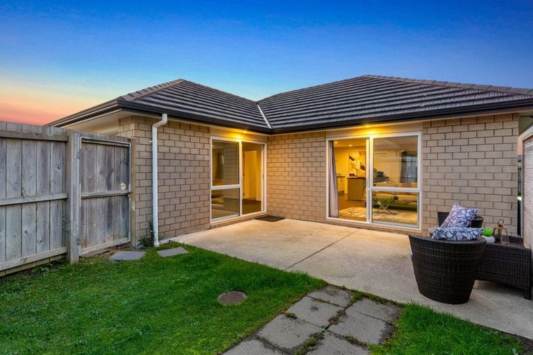 Photo of property in 35 Okawa Avenue, Papakura, 2110