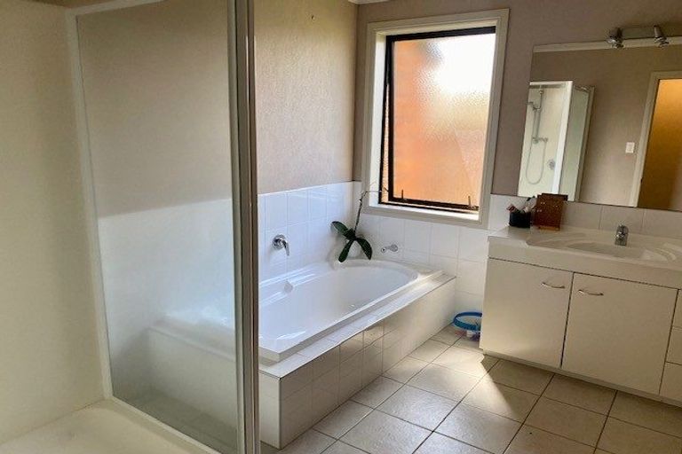 Photo of property in 1 Kingsbury Court, Rototuna North, Hamilton, 3210