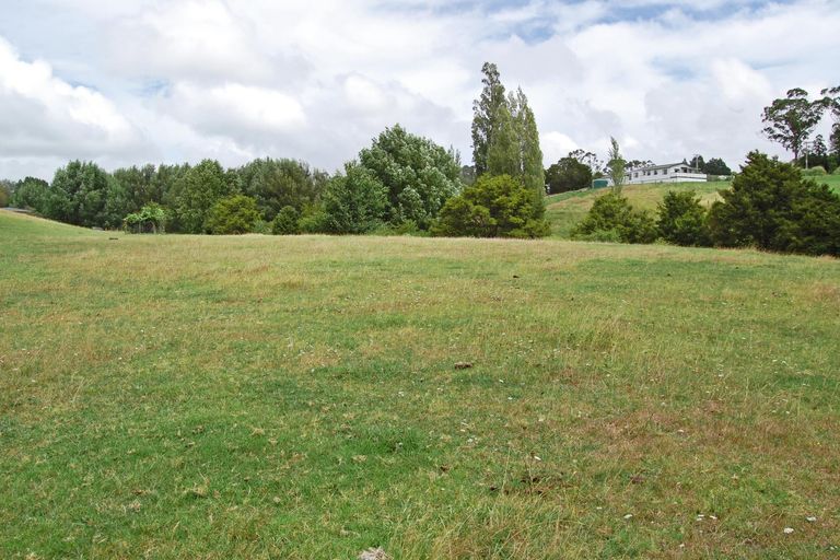 Photo of property in 87 Settlement Road, Kaiwaka, 0573