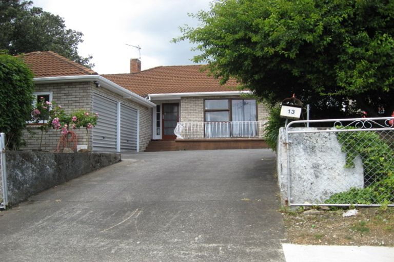 Photo of property in 13 Coronation Road, Mangere Bridge, Auckland, 2022