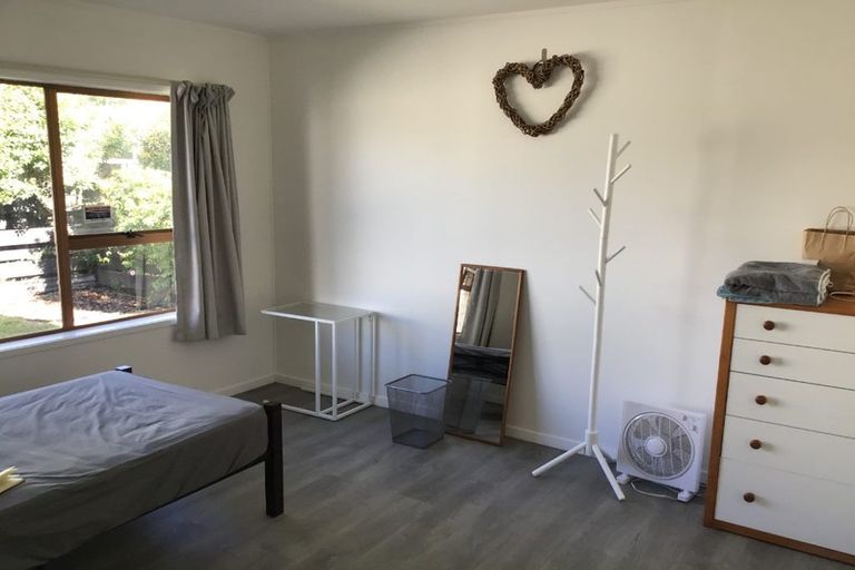 Photo of property in 1/324 Great South Road, Opaheke, Papakura, 2113