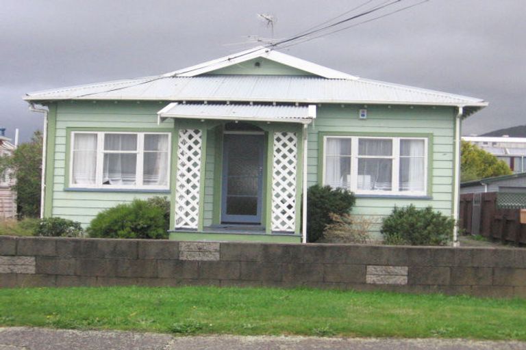 Photo of property in 47 York Street, Moera, Lower Hutt, 5010