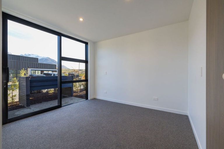 Photo of property in 20 Taurus Lane, Jacks Point, 9371