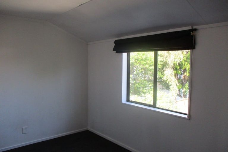 Photo of property in 16 Keeling Street, West End, Palmerston North, 4412