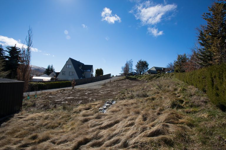 Photo of property in 18a Murray Place, Lake Tekapo, 7999