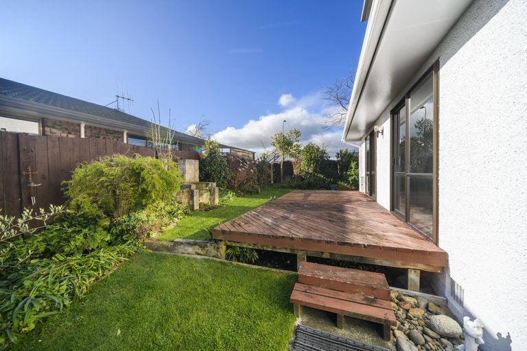 Photo of property in 8 Mcarthur Street, Terrace End, Palmerston North, 4410