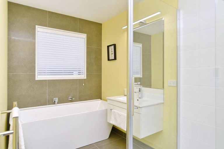 Photo of property in 35 Dow Square, Wigram, Christchurch, 8025