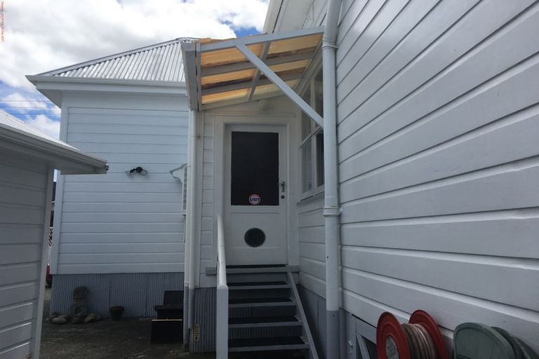 Photo of property in 12 Aubrey Street, Regent, Whangarei, 0112