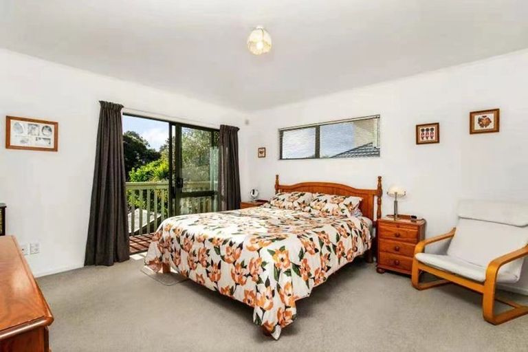 Photo of property in 10 Carnmore Place, Torbay, Auckland, 0630