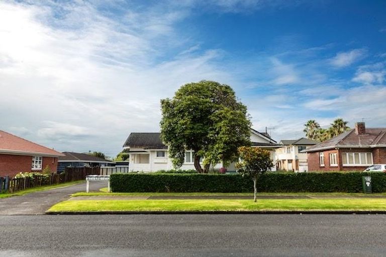 Photo of property in 2/7 Wentworth Avenue, Papatoetoe, Auckland, 2025