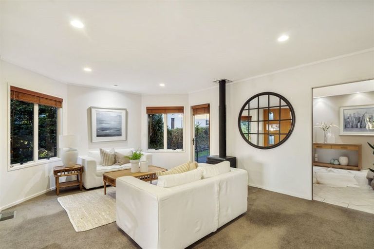 Photo of property in 316 Hurstmere Road, Takapuna, Auckland, 0622