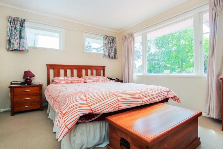 Photo of property in 71 Glendale Road, Glen Eden, Auckland, 0602