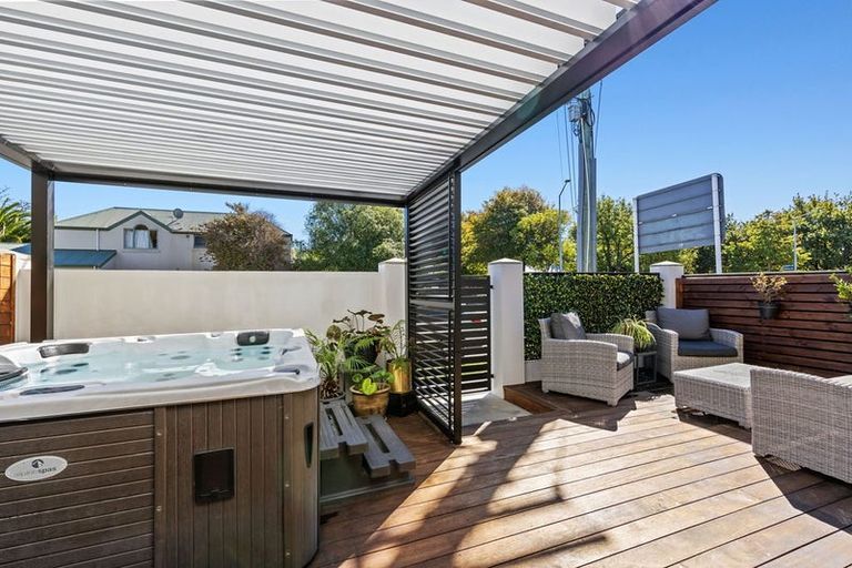 Photo of property in 5 Shingle Lane, Sydenham, Christchurch, 8023