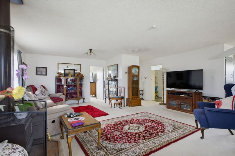 Photo of property in 84 Broadway, Stratford, 4332