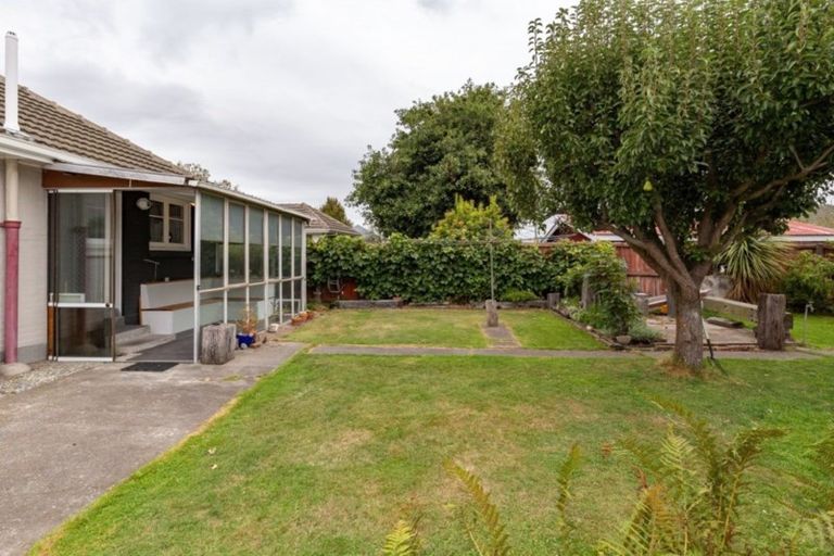 Photo of property in 5 Renwick Place, Hillmorton, Christchurch, 8025