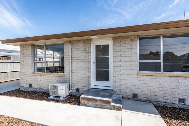 Photo of property in 1/150 Bowhill Road, New Brighton, Christchurch, 8083