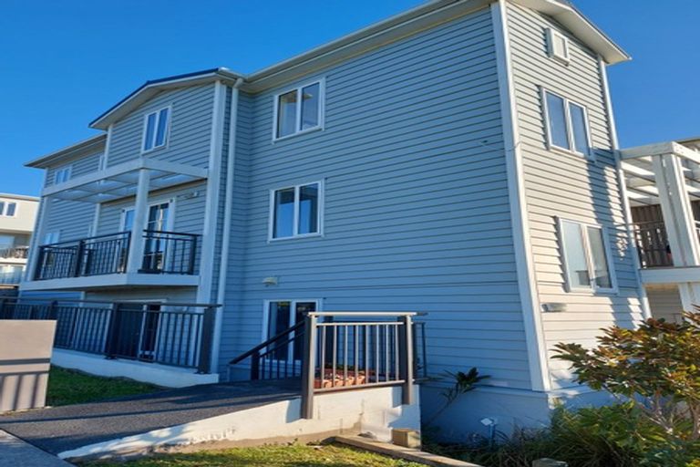 Photo of property in 43 Adamson Road, Flat Bush, Auckland, 2019