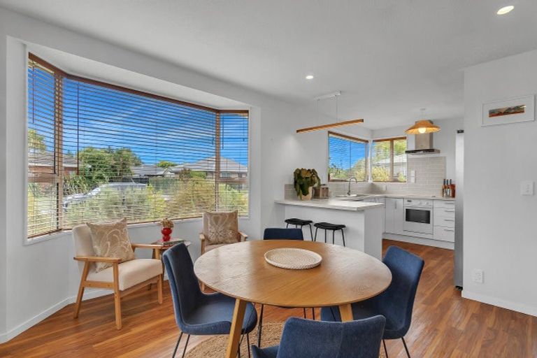 Photo of property in 16 Thistledown Place, Woolston, Christchurch, 8062