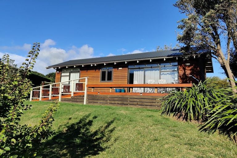 Photo of property in 23 Paetawa Road, Peka Peka, Waikanae, 5391